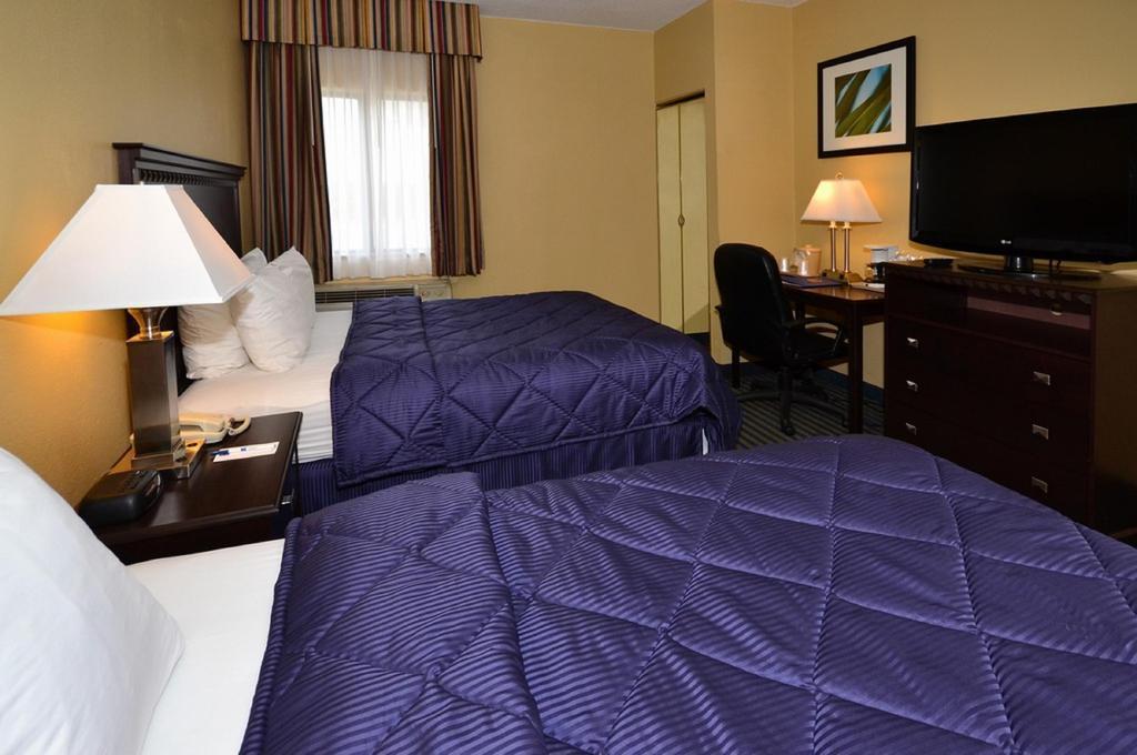 Quality Inn Merriam Kansas City Экстерьер фото